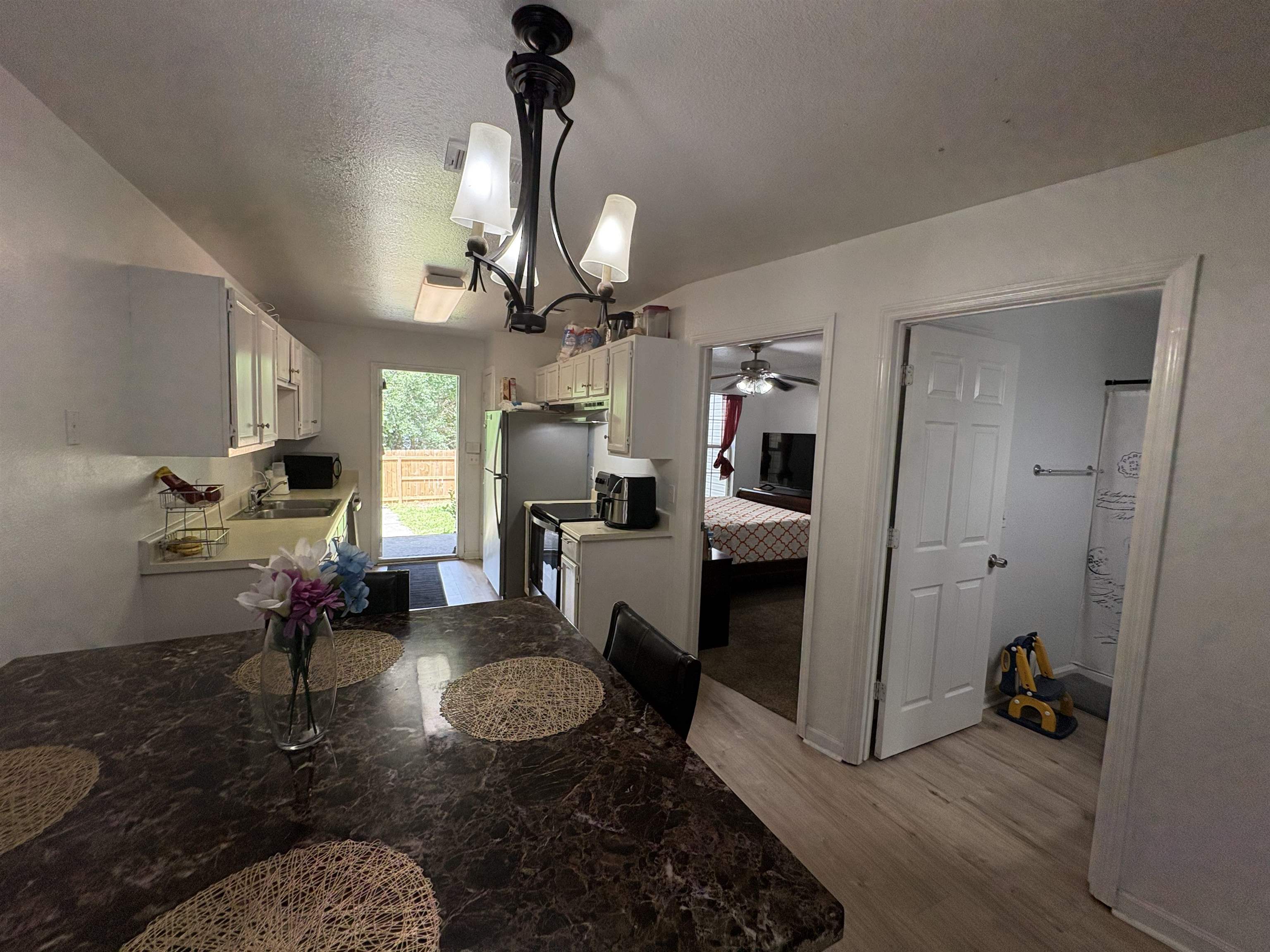 1264 Ocala Road, Unit B Tallahassee, FL 32304 - Photo 6 of 19