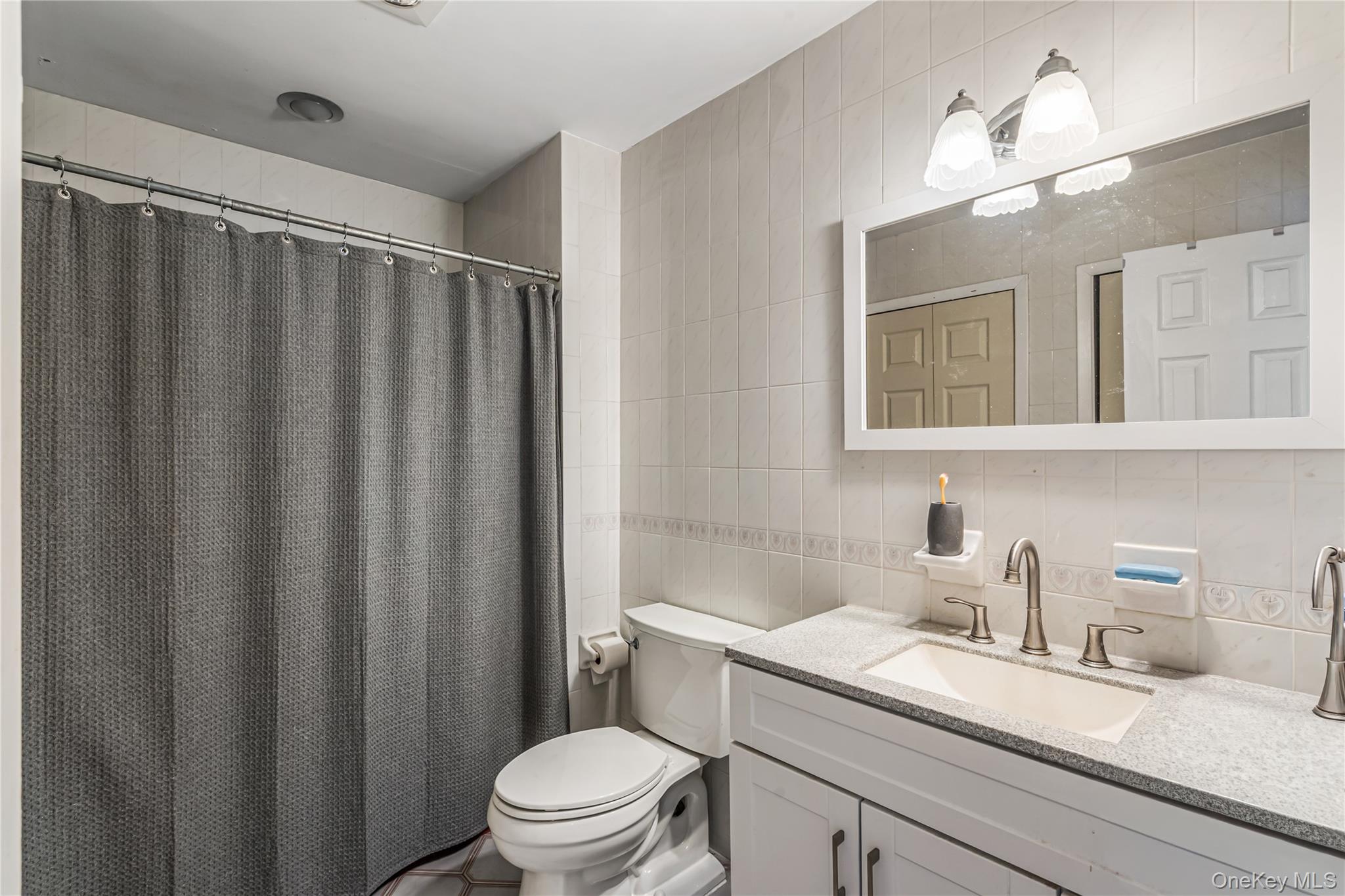 166-48 24th Road Queens, NY 11357 - Photo 9 of 16