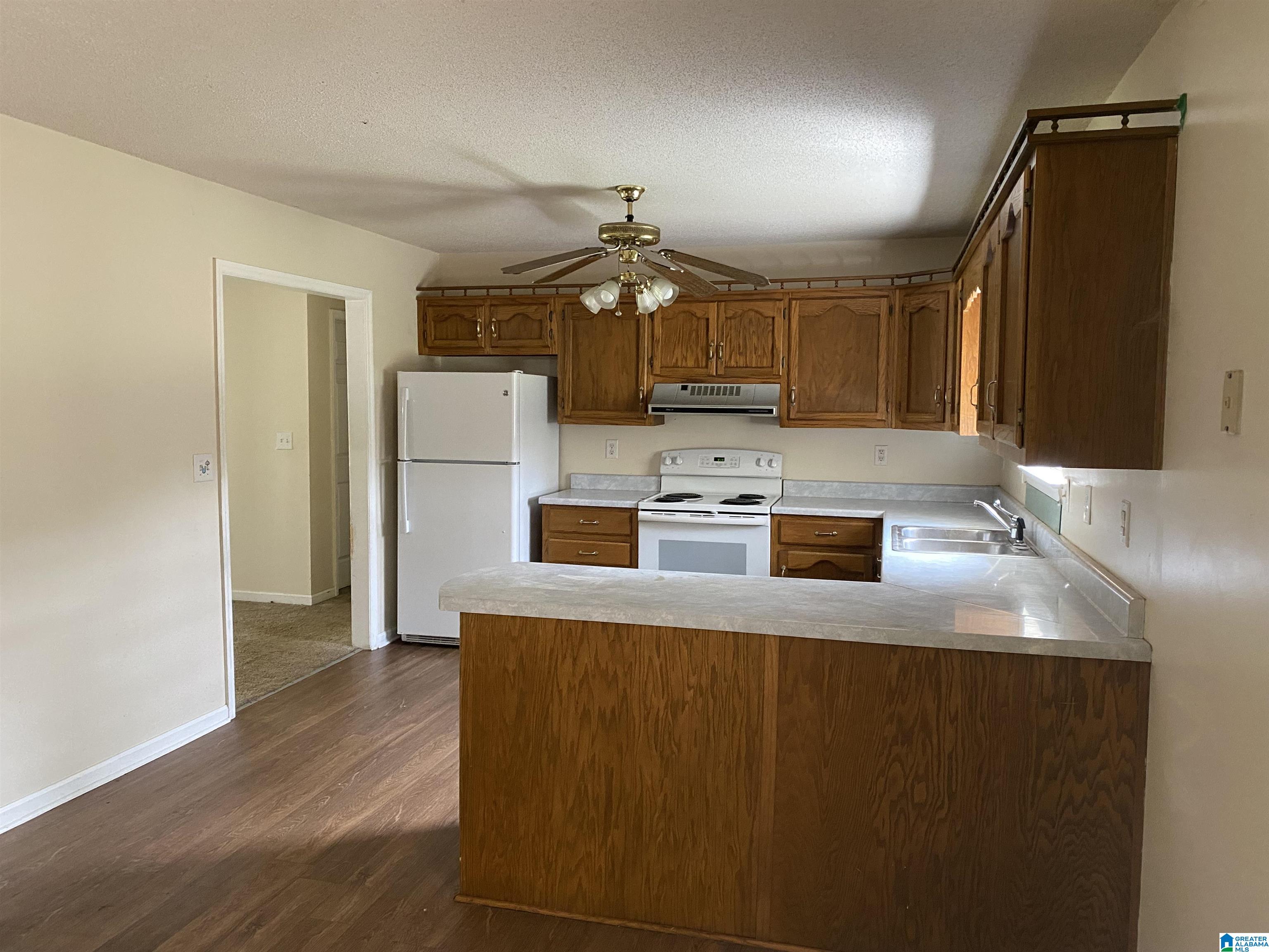 777 Odum Road Gardendale, AL 35071 - Photo 3 of 8
