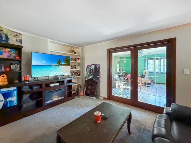 $219,000 | 1353 Carriage Hill Lane, Freeport, IL 61032