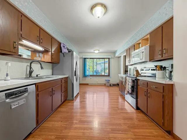 $219,000 | 1353 Carriage Hill Lane, Freeport, IL 61032