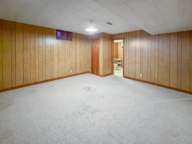 $219,000 | 1353 Carriage Hill Lane, Freeport, IL 61032