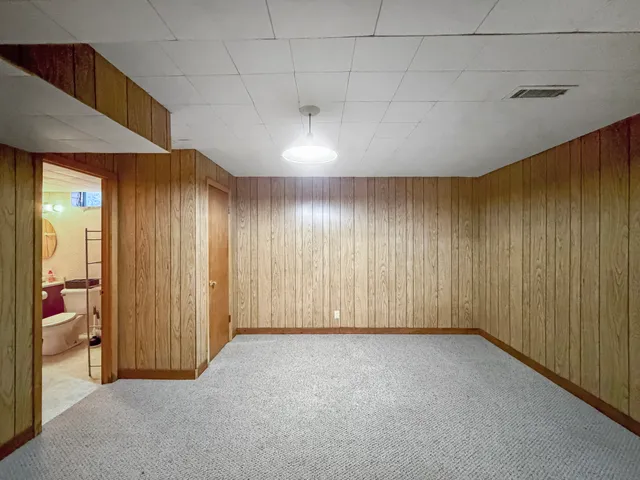 $219,000 | 1353 Carriage Hill Lane, Freeport, IL 61032