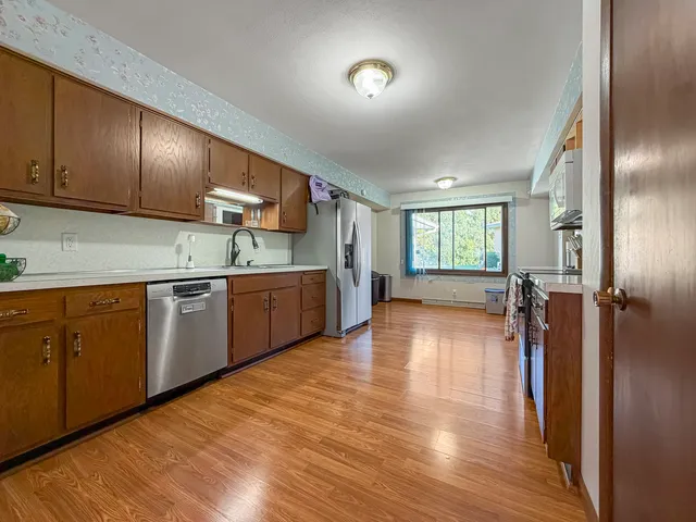 $219,000 | 1353 Carriage Hill Lane, Freeport, IL 61032