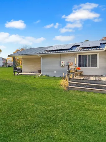 $219,000 | 1353 Carriage Hill Lane, Freeport, IL 61032