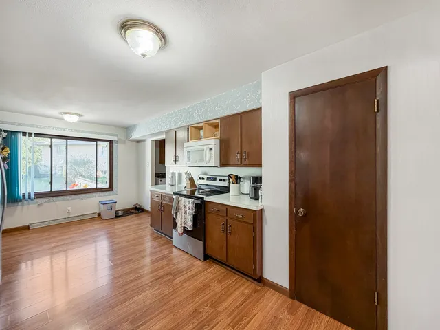 $219,000 | 1353 Carriage Hill Lane, Freeport, IL 61032