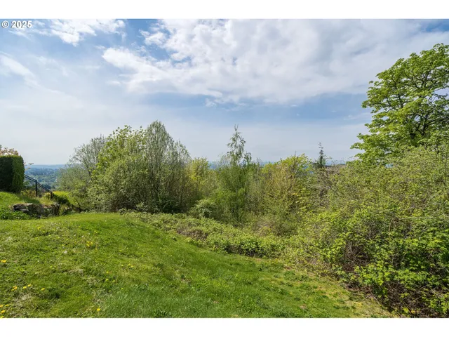 $285,000 | 9948 Northwest Upton Court, Portland, OR 97229