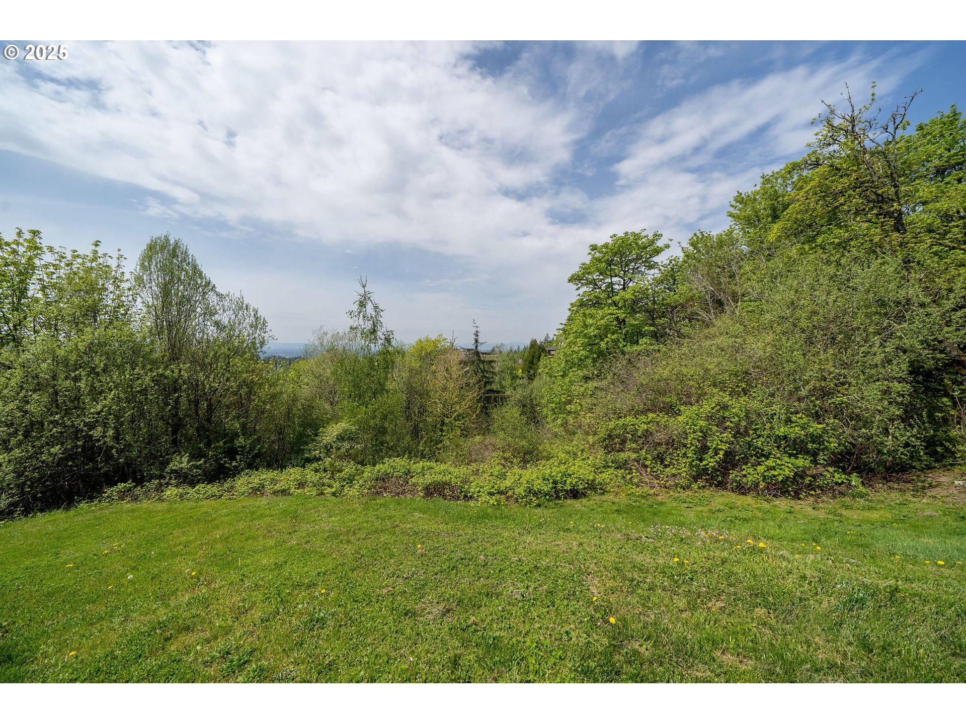 9948 Northwest Upton Court Portland, OR 97229 - Photo 9 of 9