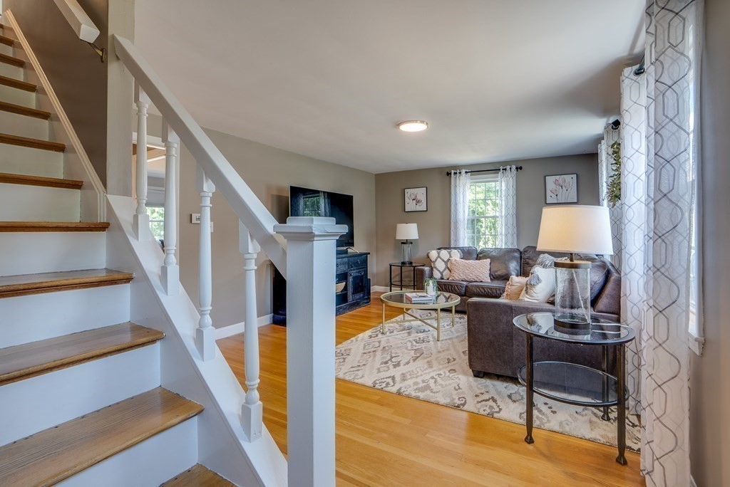 34 Dalton Road Chelmsford, MA 01824 - Photo 14 of 31 Gallery Image 14