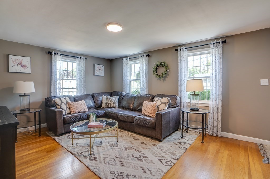 34 Dalton Road Chelmsford, MA 01824 - Photo 16 of 31 Gallery Image 16