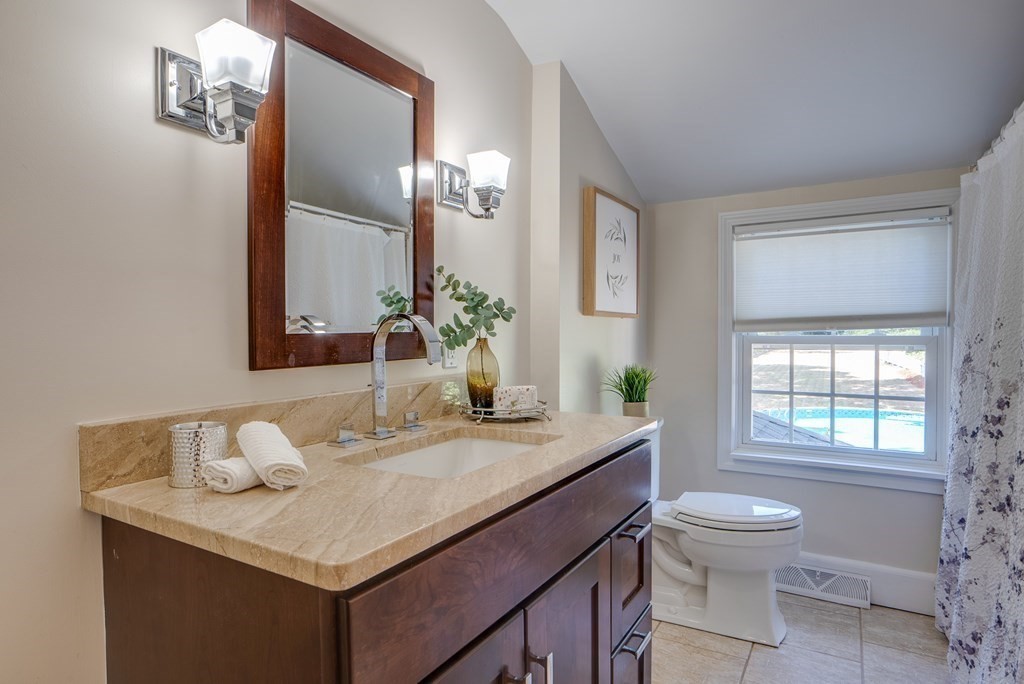 34 Dalton Road Chelmsford, MA 01824 - Photo 19 of 31 Gallery Image 19
