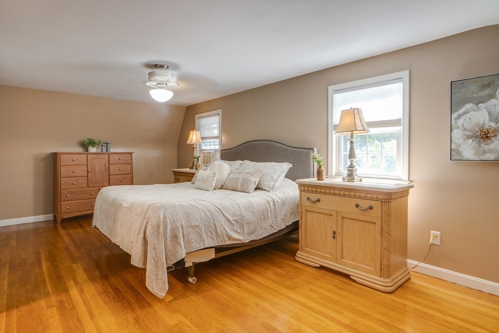 34 Dalton Road Chelmsford, MA 01824 - Photo 20 of 31 Gallery Image 20