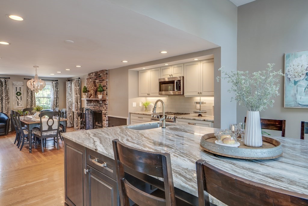 34 Dalton Road Chelmsford, MA 01824 - Photo 9 of 31 Gallery Image 9