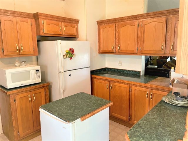 4301 Quanicassee Road Fairgrove, MI 48733 - Photo 2 of 17