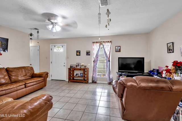 $600,000 | 23027 Indian Ridge Road, Picayune, MS 39466