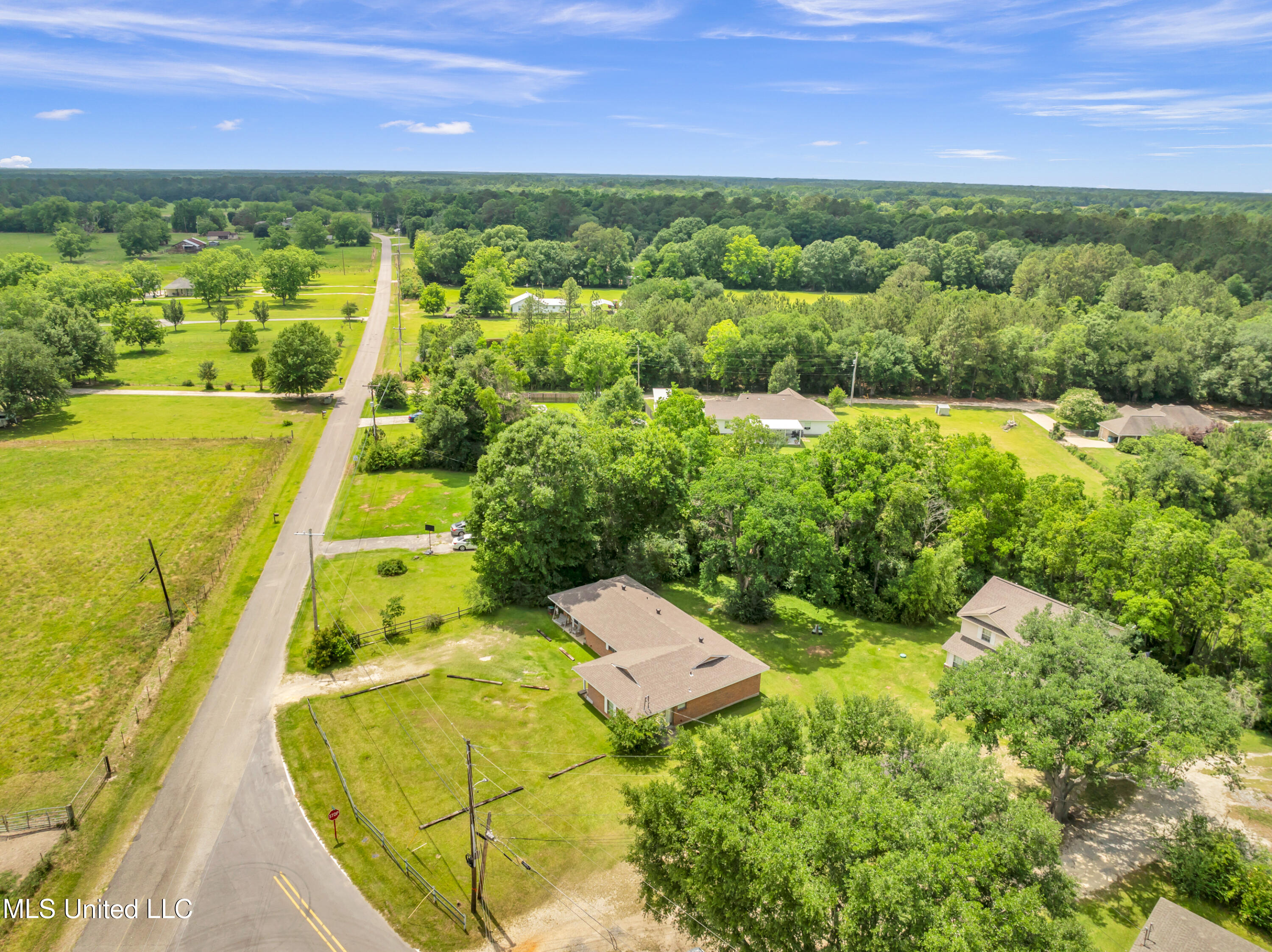 23027 Indian Ridge Road Picayune, MS 39466 - Photo 30 of 117 23017IndianRidge5&6-29