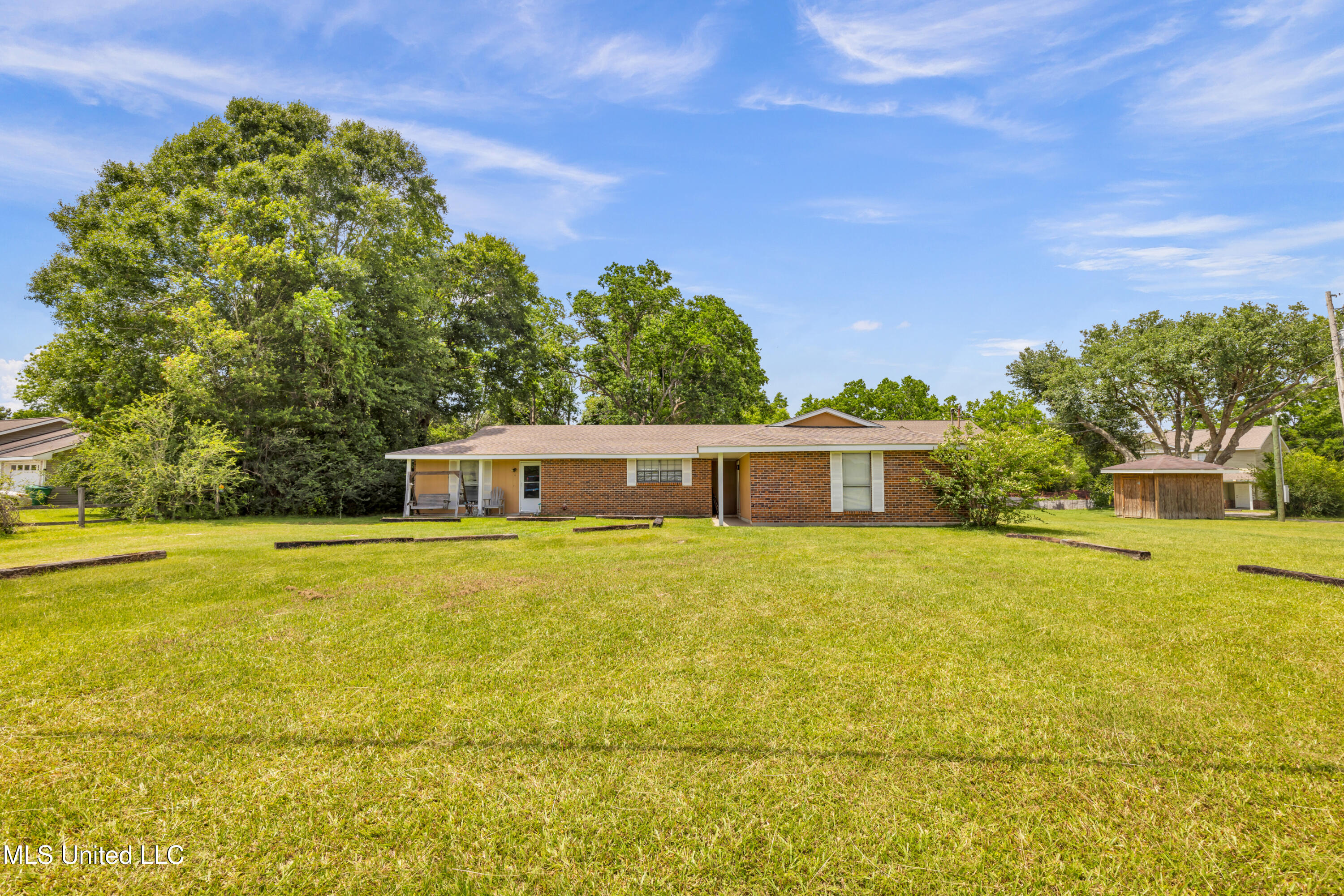 23027 Indian Ridge Road Picayune, MS 39466 - Photo 3 of 117 23017IndianRidge5&6-2