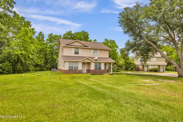 $600,000 | 23027 Indian Ridge Road, Picayune, MS 39466