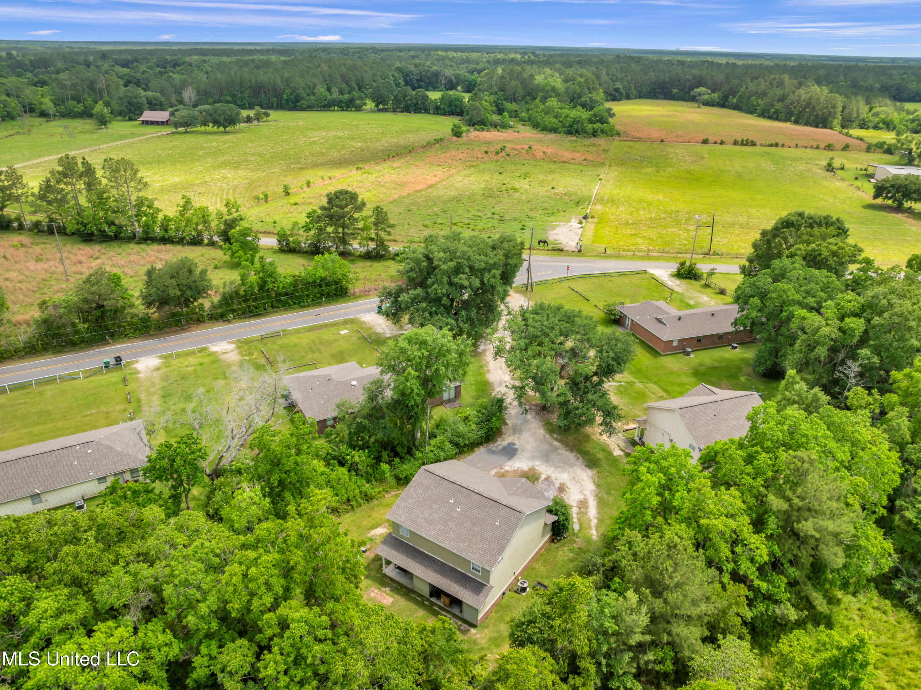 23027 Indian Ridge Road Picayune, MS 39466 - Photo 57 of 117 23023IndianRidgeC&D-35
