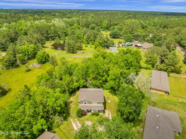 $600,000 | 23027 Indian Ridge Road, Picayune, MS 39466