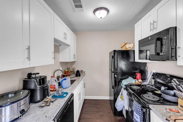 $600,000 | 23027 Indian Ridge Road, Picayune, MS 39466