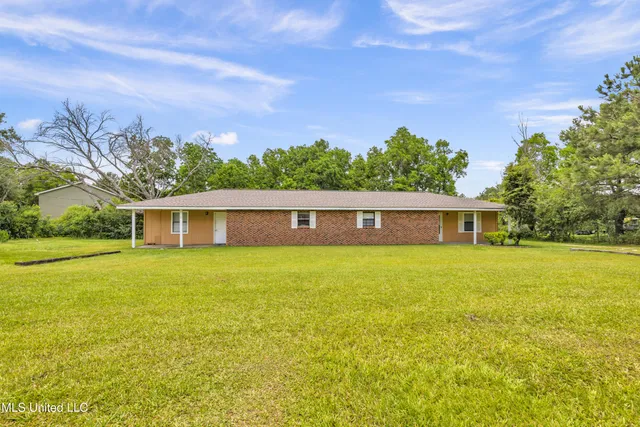 $600,000 | 23027 Indian Ridge Road, Picayune, MS 39466