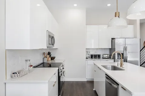 $2,390,000 | 1233 Lischey Avenue, Nashville, TN 37207