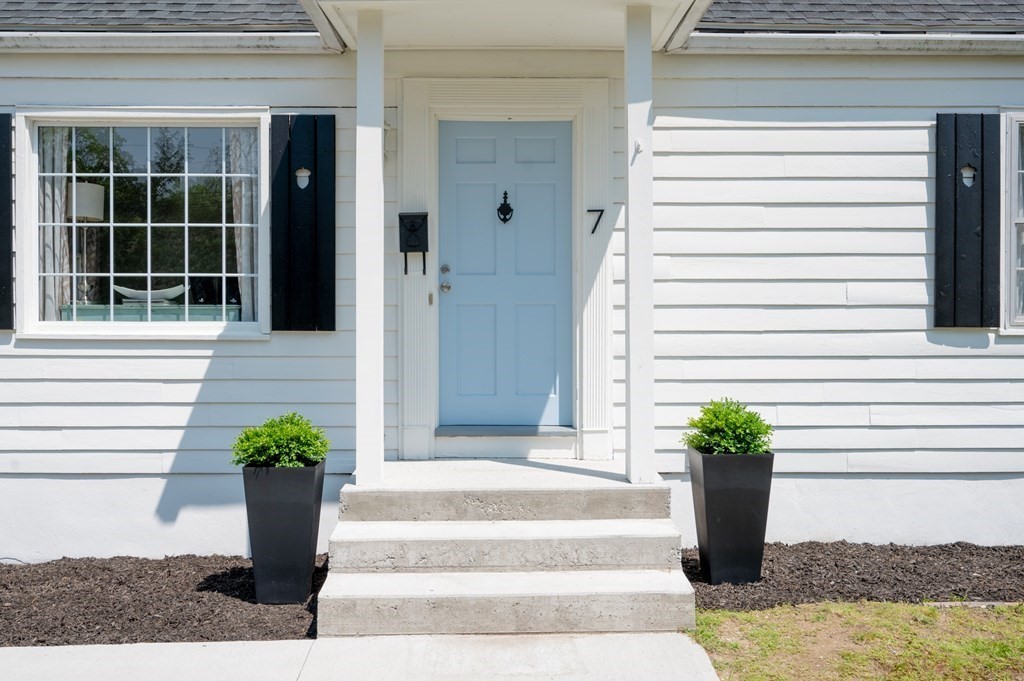 7 Schley Street Springfield, MA 01109 - Photo 27 of 27 Gallery Image 27