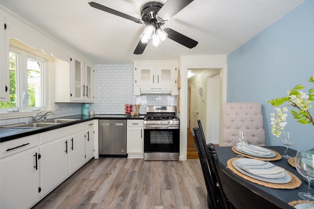 7 Schley Street Springfield, MA 01109 - Photo 6 of 27 Gallery Image 6