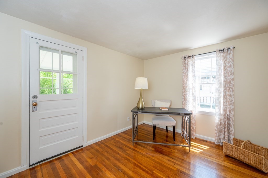 7 Schley Street Springfield, MA 01109 - Photo 9 of 27 Gallery Image 9