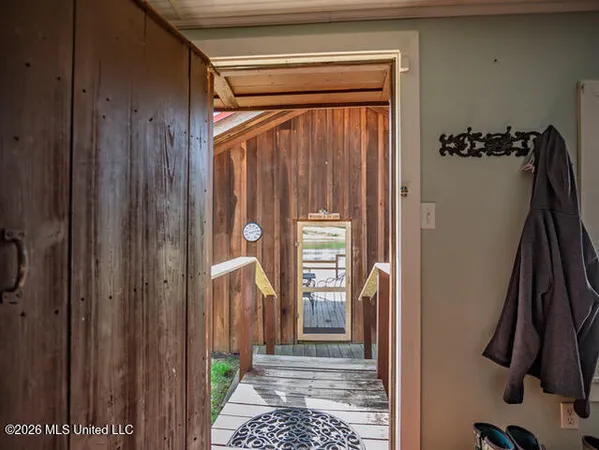 $399,000 | 22236 Highway 32, Oakland, MS 38948