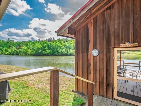 $399,000 | 22236 Highway 32, Oakland, MS 38948