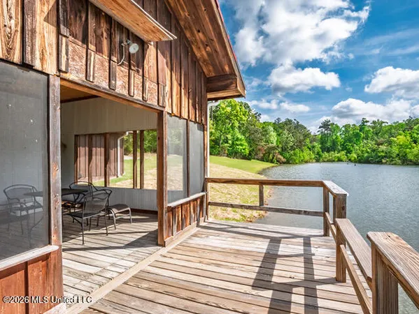 $399,000 | 22236 Highway 32, Oakland, MS 38948