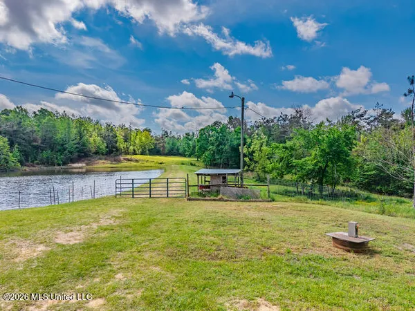 $399,000 | 22236 Highway 32, Oakland, MS 38948
