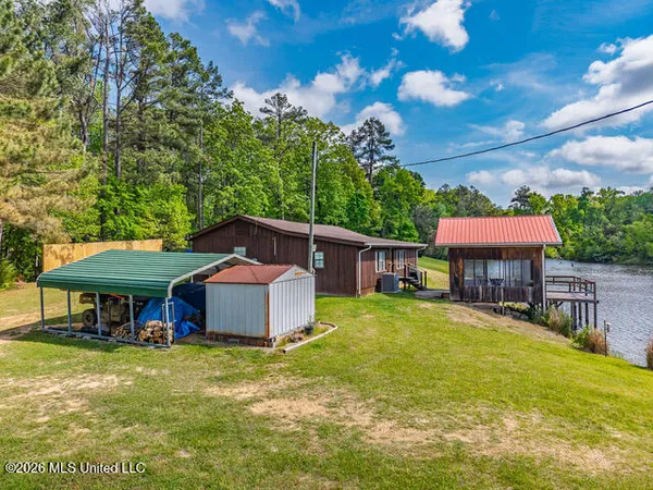 $399,000 | 22236 Highway 32, Oakland, MS 38948