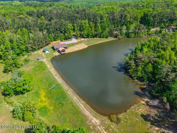 $399,000 | 22236 Highway 32, Oakland, MS 38948