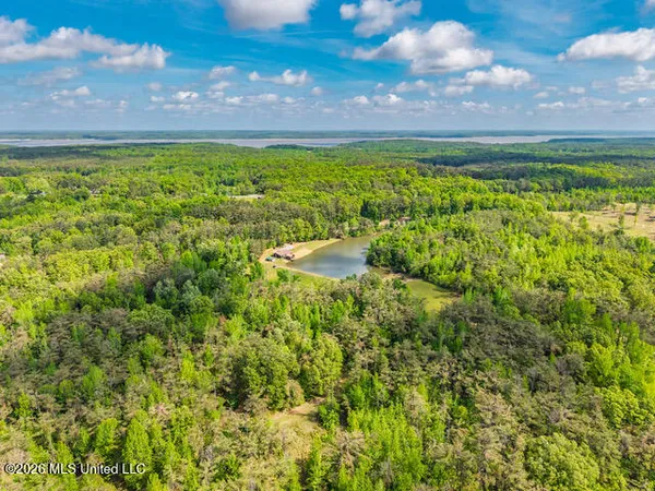 $399,000 | 22236 Highway 32, Oakland, MS 38948
