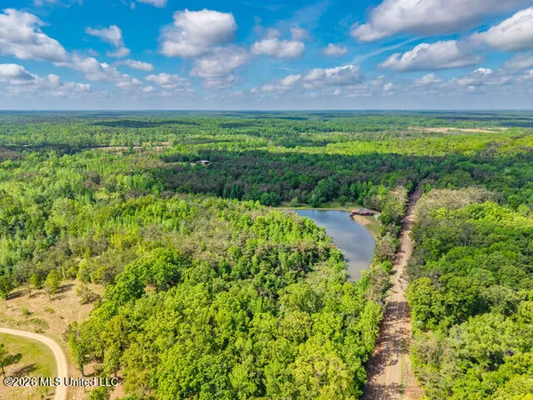 $399,000 | 22236 Highway 32, Oakland, MS 38948