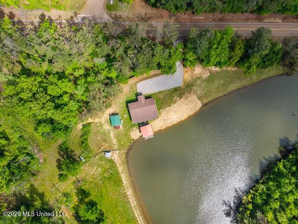 $399,000 | 22236 Highway 32, Oakland, MS 38948