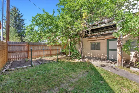 $1,750,000 | 111 Missouri Avenue, Steamboat Springs, CO 80487