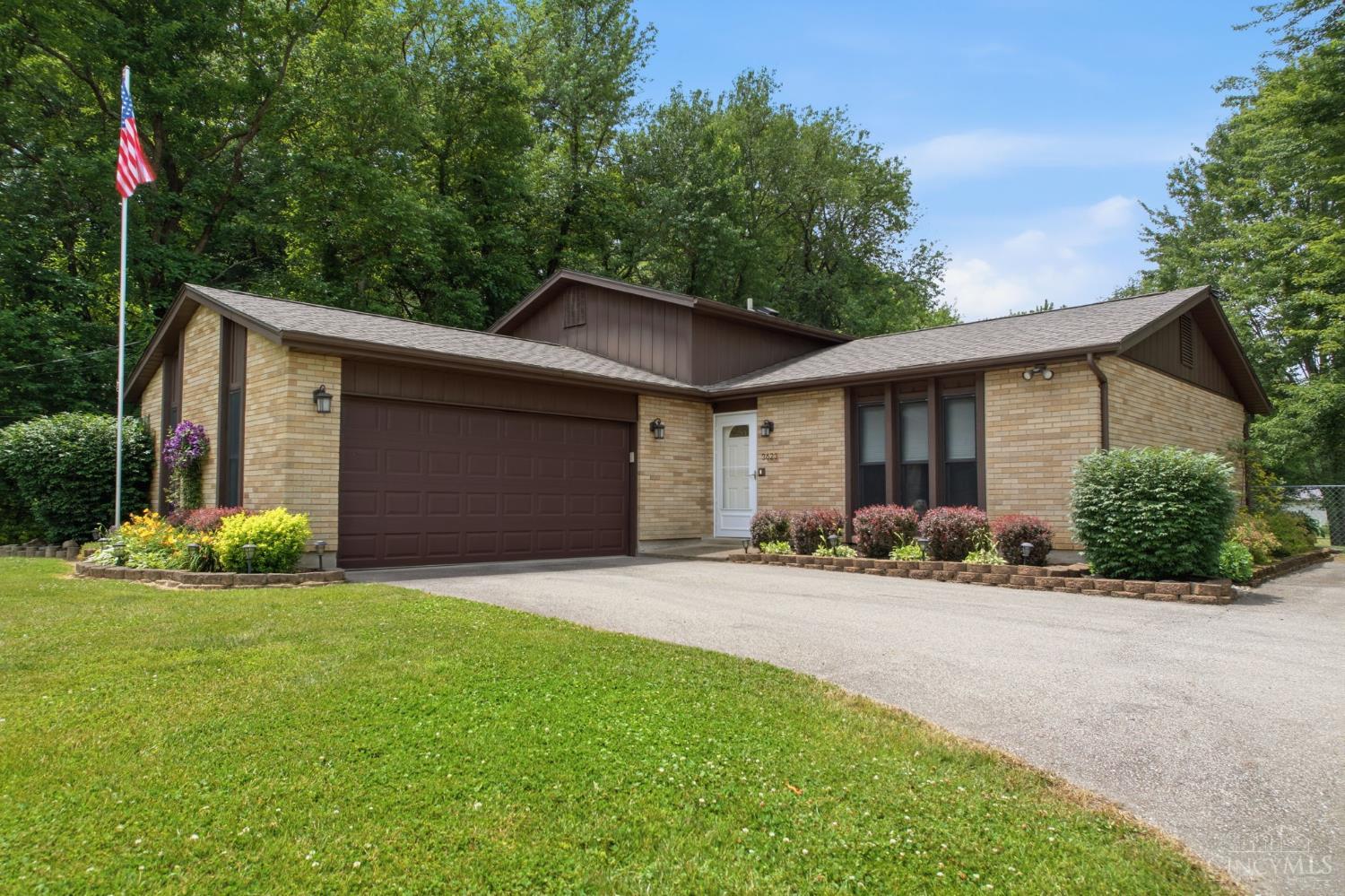 3623 Lewis Road Amelia, OH 45102 - Photo 4 of 39