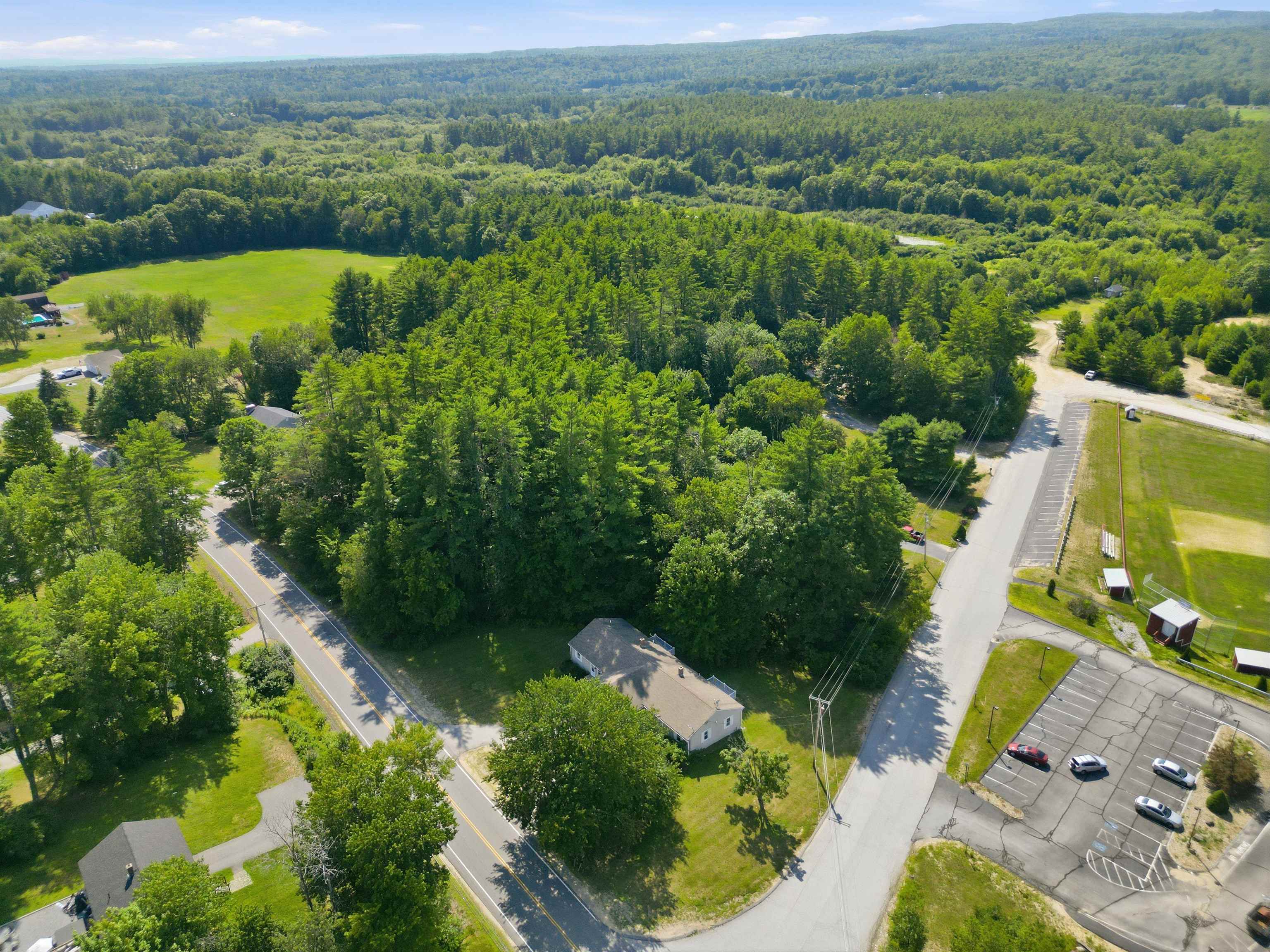 302 Black Hall Road Epsom, NH 03234 - Photo 13 of 58 Gallery Image 13