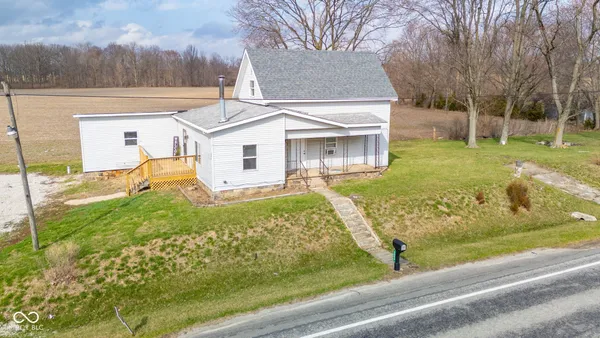 $159,900 | 5694 Highway 36, Mooreland, IN 47360