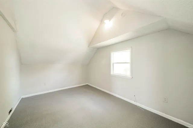 $165,000 | 5694 Highway 36, Mooreland, IN 47360