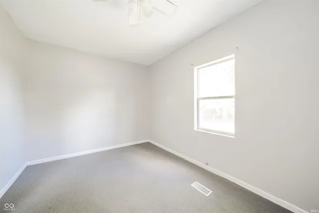 $165,000 | 5694 Highway 36, Mooreland, IN 47360