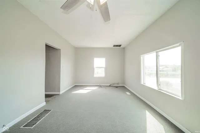 $165,000 | 5694 Highway 36, Mooreland, IN 47360