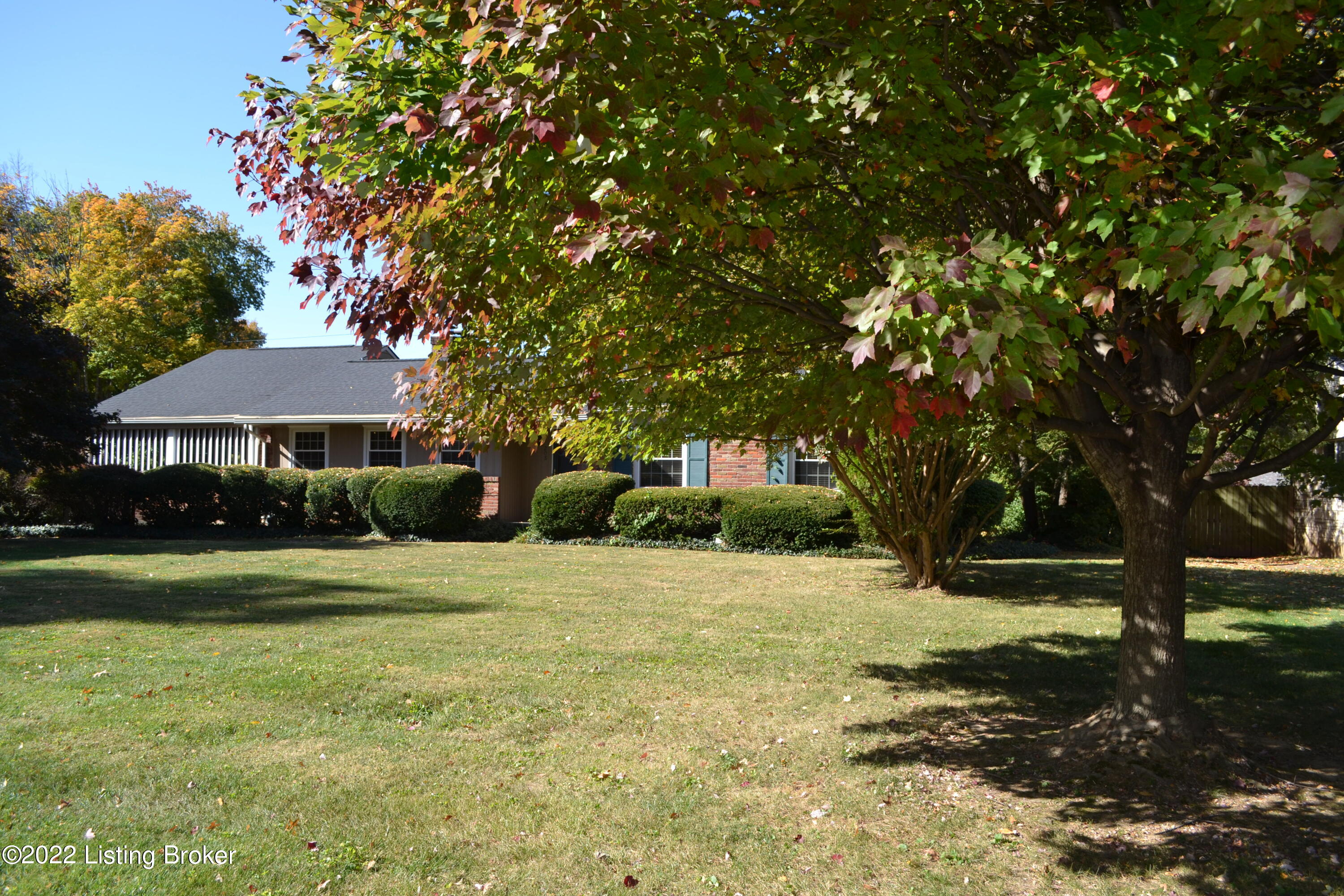 208 South Hampton Road Louisville, KY 40222 - Photo 1 of 59 S Hampton