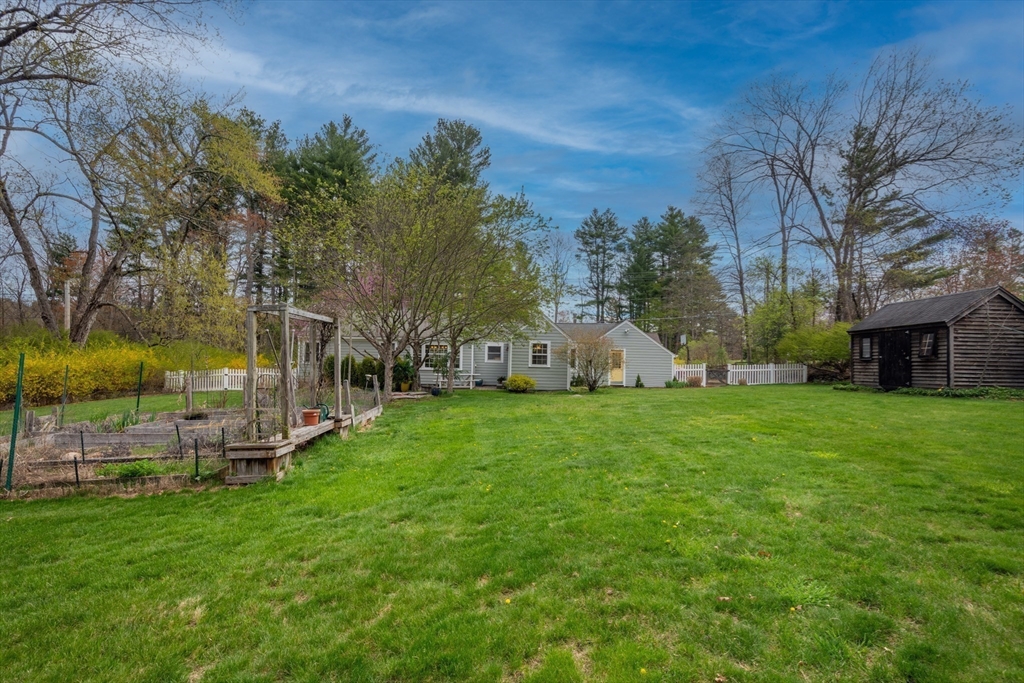 114 Nagog Hill Road Acton, MA 01720 - Photo 3 of 29