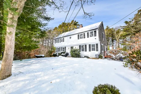 $635,000 | 46 Service Road, East Sandwich, MA 02537