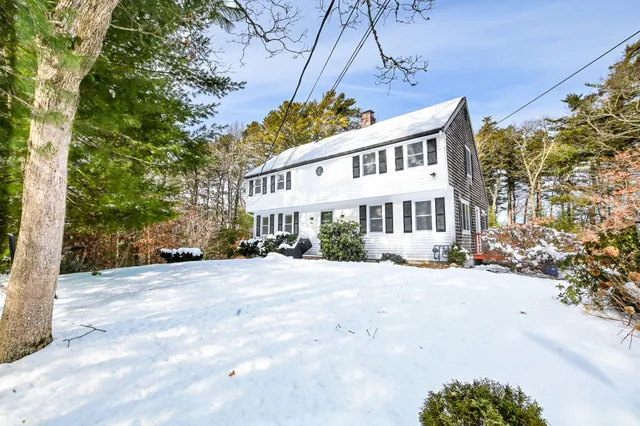 $635,000 | 46 Service Road, East Sandwich, MA 02537